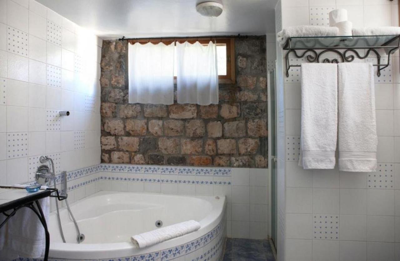 Galilee Magic Mansion Rosh Pinna Exterior photo